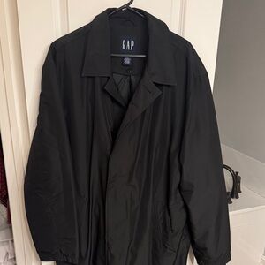GAP Men's Classic Black Raincoat